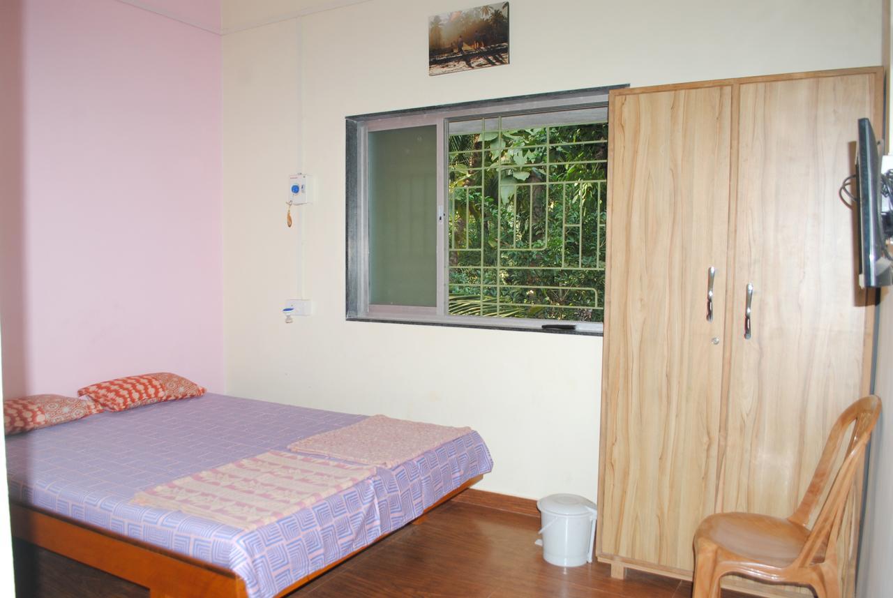 Hotel Anjali Lodge Mālvan Dış mekan fotoğraf