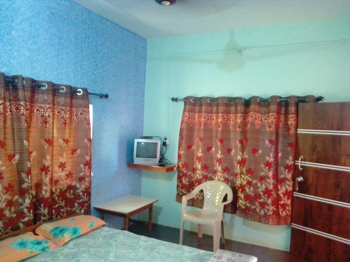 Hotel Anjali Lodge Mālvan Dış mekan fotoğraf
