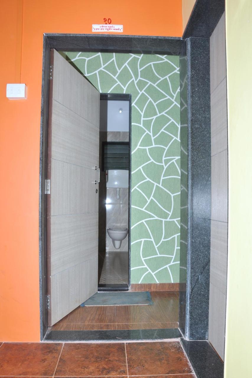 Hotel Anjali Lodge Mālvan Dış mekan fotoğraf